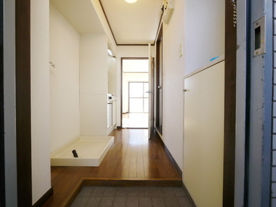 Other room space. The room from the front door