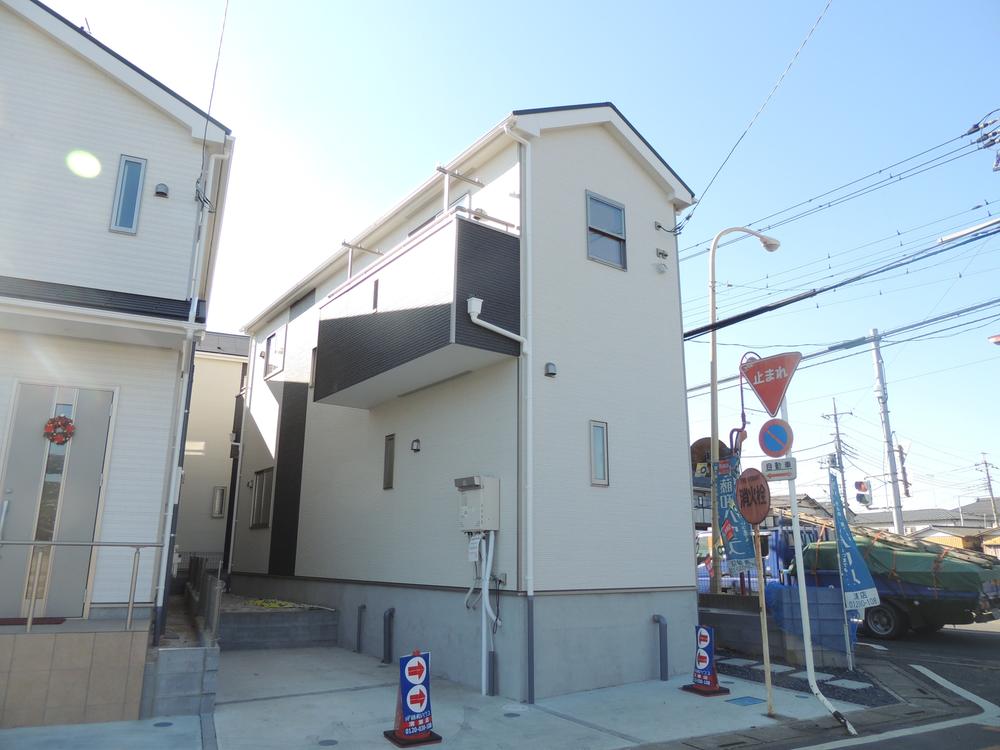 Local appearance photo. local