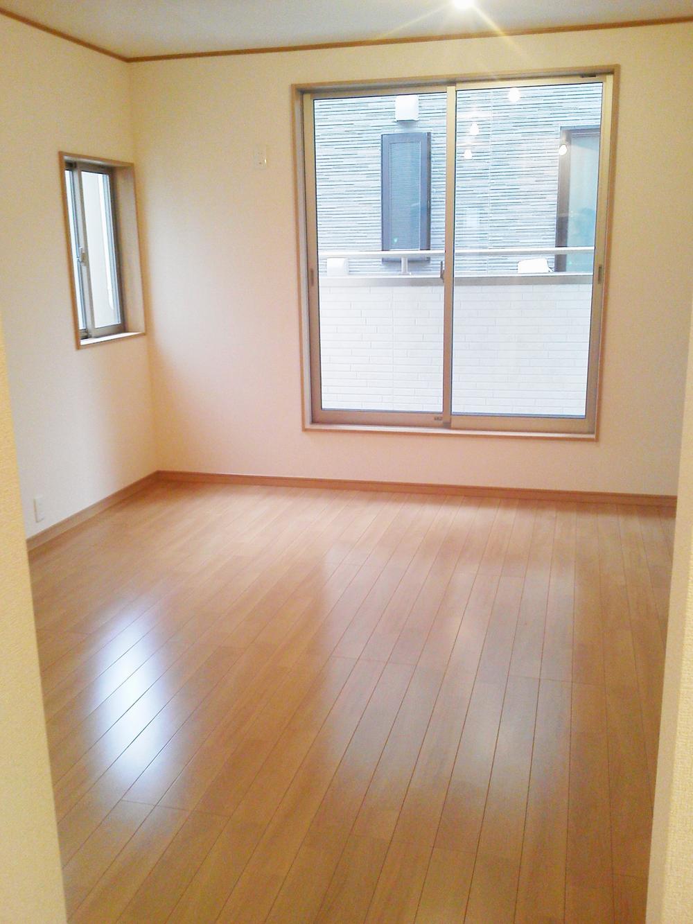 Non-living room. 1 Building room (October 2013) Shooting