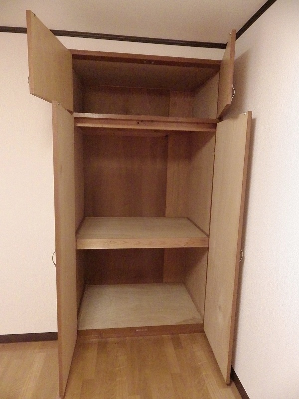 Receipt. Reference photograph