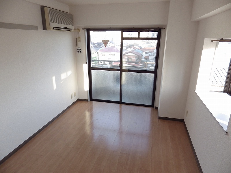 Living and room. Living