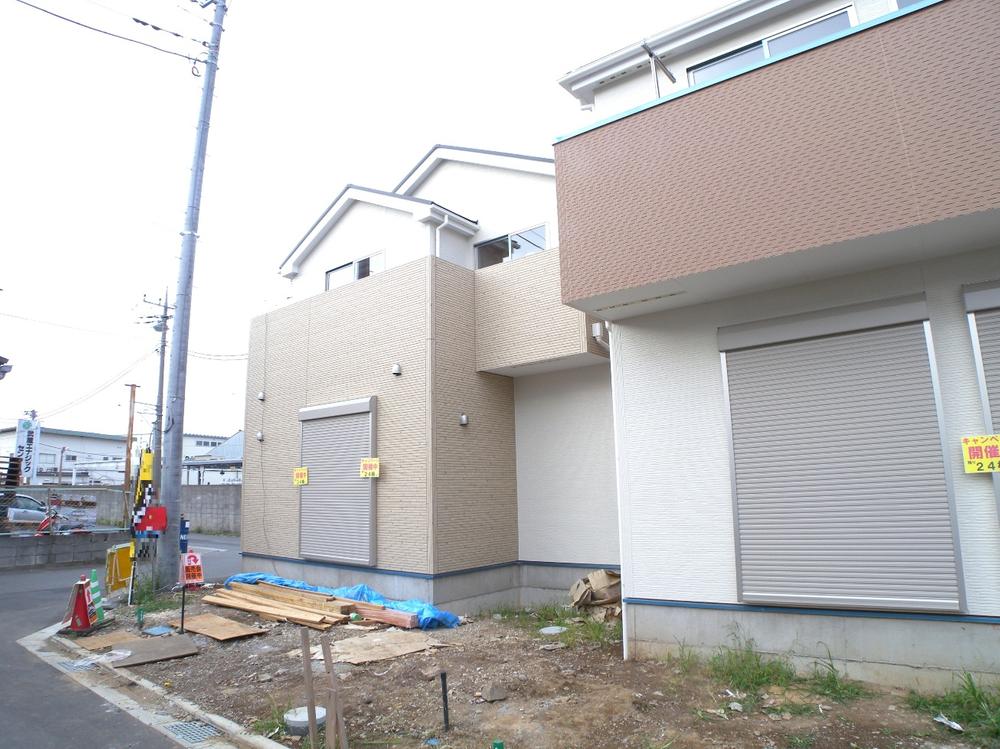 Local appearance photo. Local (11 May 2013) Shooting