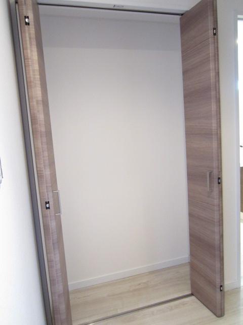 Receipt. Example of construction