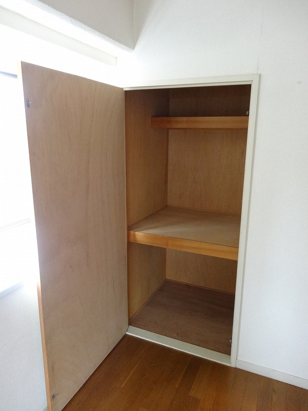 Receipt. Another Room No. reference photograph