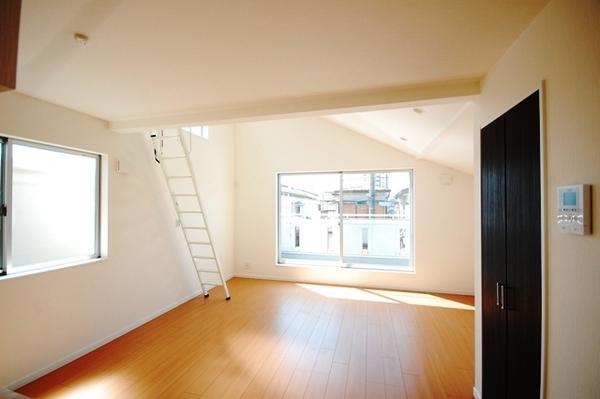 Living. Indoor (March 2013) Shooting