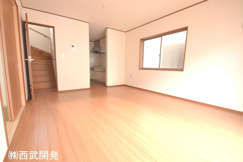 Living. Indoor (12 May 2013) Shooting 8 Building