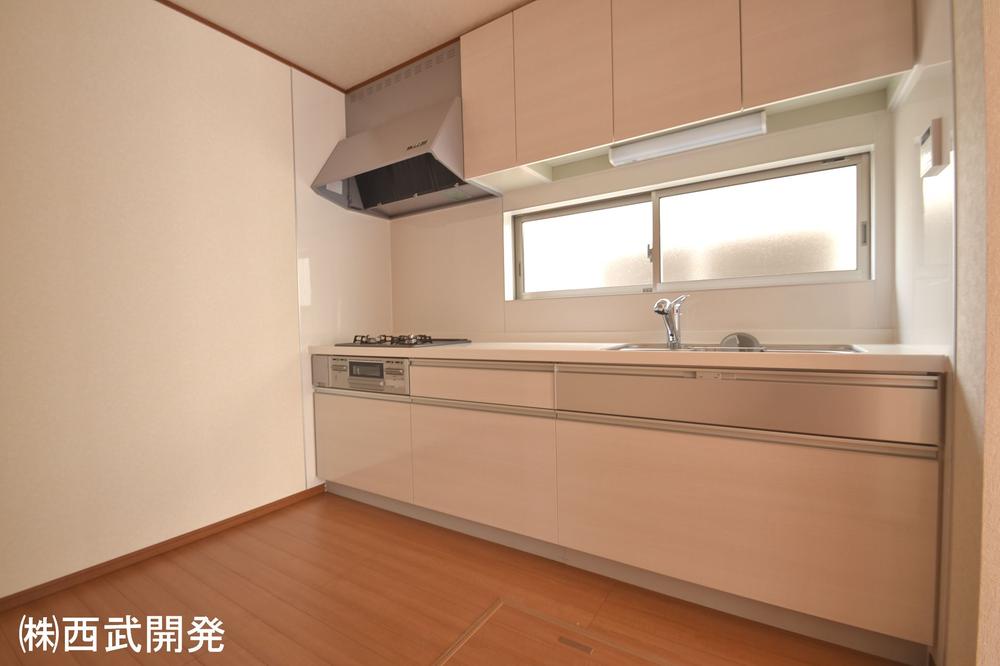 Kitchen. Indoor (12 May 2013) Shooting 8 Building