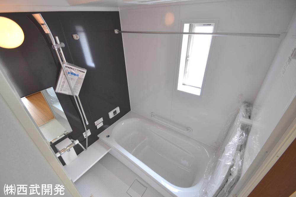 Bathroom. Indoor (12 May 2013) Shooting 15 Building