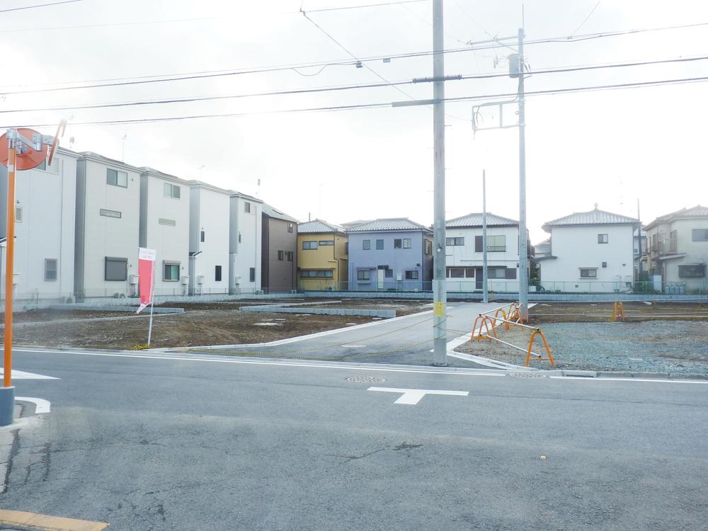 Local photos, including front road