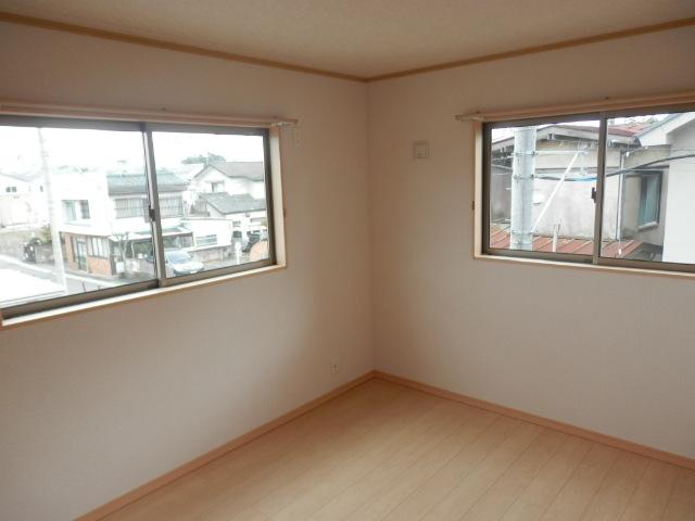 Non-living room. Indoor (10 May 2013) Shooting