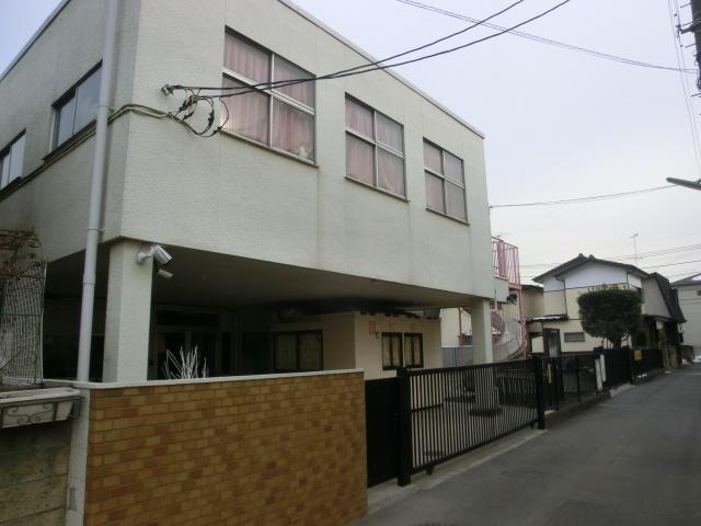 kindergarten ・ Nursery. 100m to the light nursery