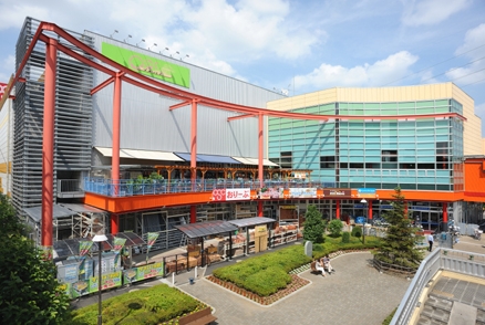 Shopping centre. Deoshiti Niiza until the (shopping center) 770m