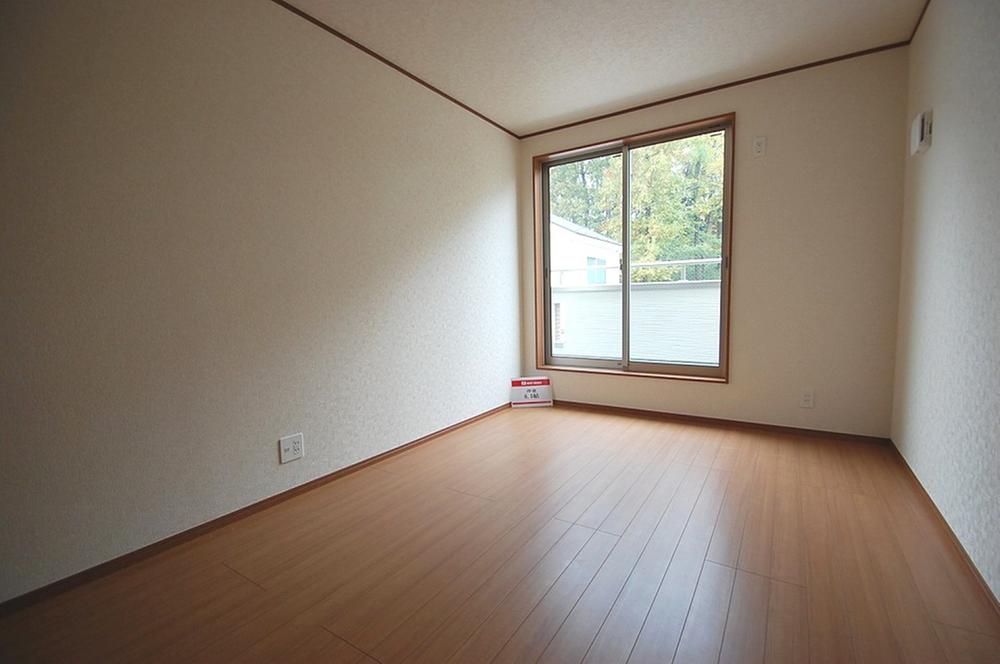 Non-living room. ☆ Barrier-free type to minimize the difference in level: Western-style 6.5 Pledge (3 Building) ☆