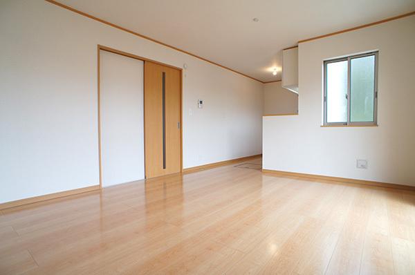 Living. Indoor (12 May 2013) Shooting Building 2