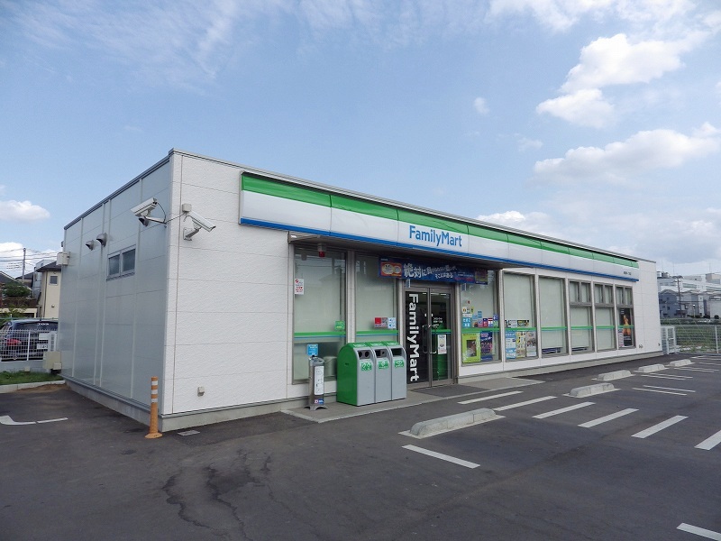 Convenience store. (Convenience store) to 400m