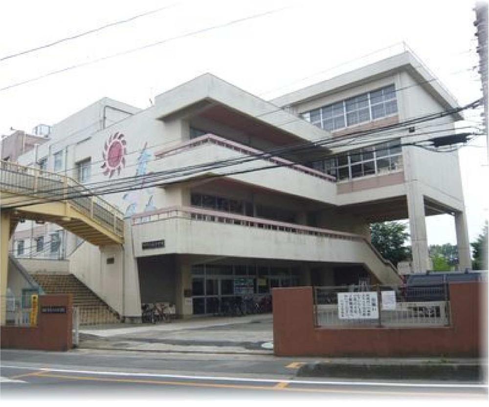 Primary school. 302m to Niiza City eight stone elementary school