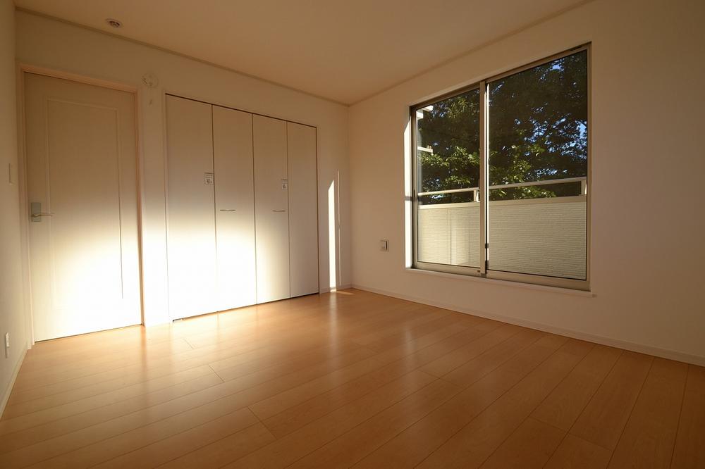 Non-living room. Indoor (10 May 2013) Shooting