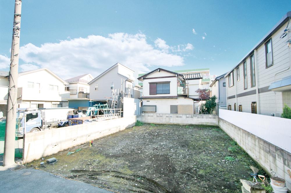 Local land photo. Local (12 May 2013) Shooting