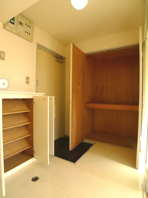 Receipt. Fulfilling to have storage space