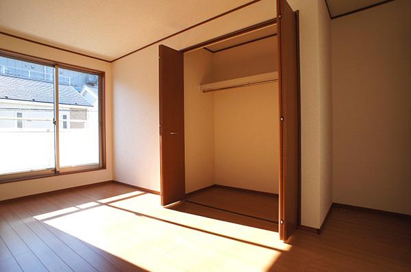 Non-living room. Indoor (12 May 2013) Shooting 8 Building