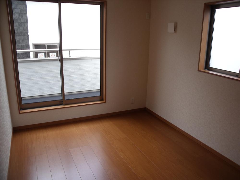 Non-living room. Indoor (September 2013) Shooting