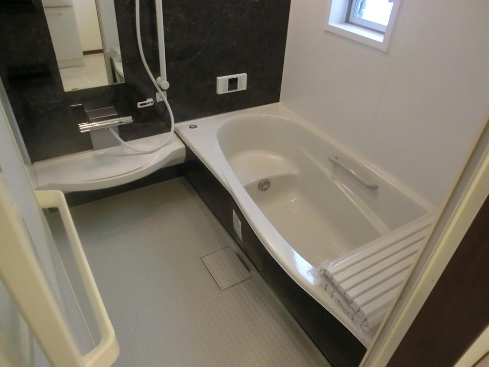 Bathroom. Carefree 1 pyeong type