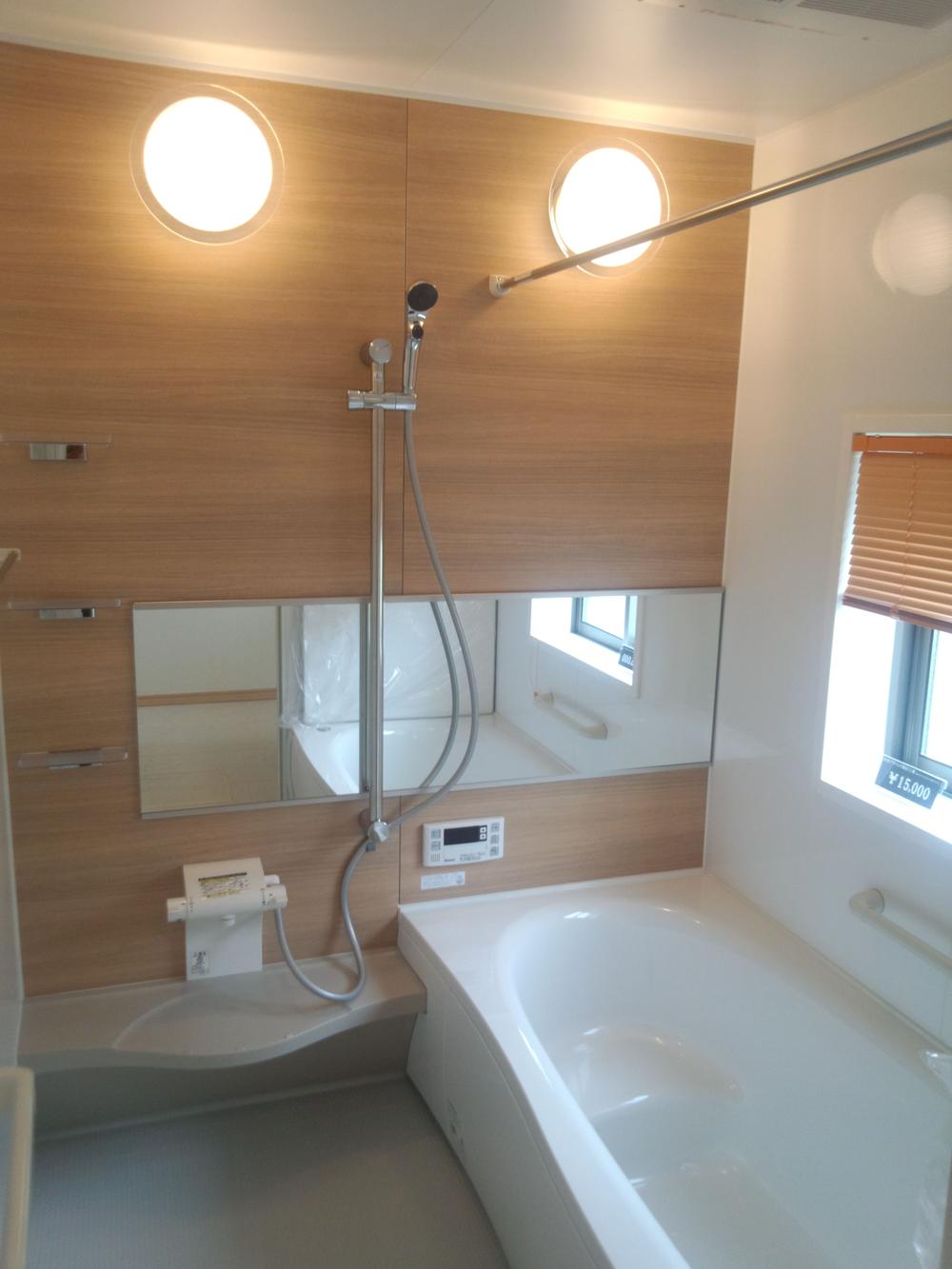 Bathroom. Adoption spacious bathroom will heal tired Kokochino of Panasonic