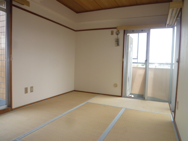 Other room space. It is a photograph of another room