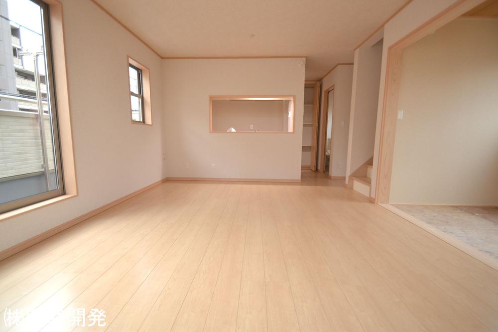 Living. Indoor (10 May 2013) Shooting