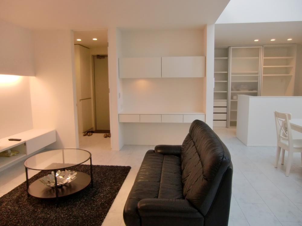 Living. Indoor (10 May 2013) Shooting