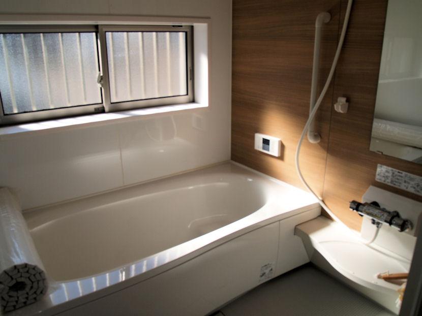 Same specifications photos (Other introspection). Bathroom construction cases