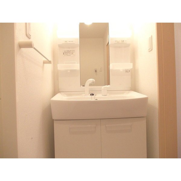 Washroom. Other image