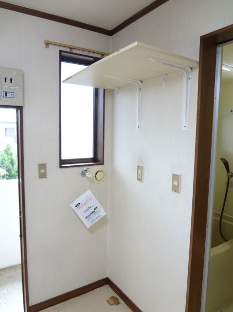 Other room space. It is convenient there is a shelf on top of the washing machine Storage