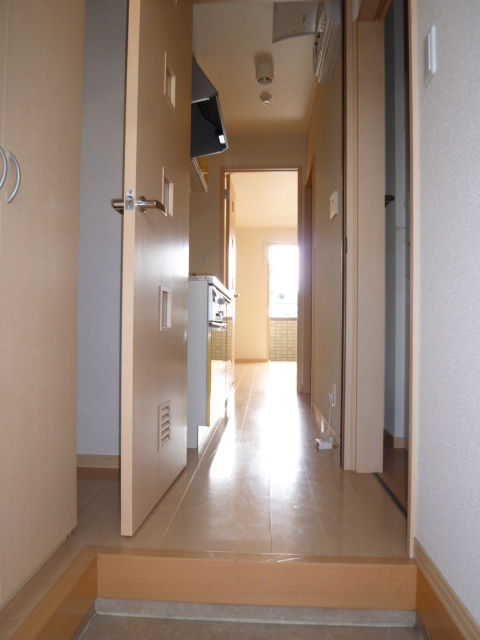 Entrance. For indoor photos in the same building. 