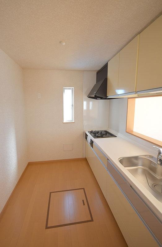 Kitchen. Same specifications kitchen