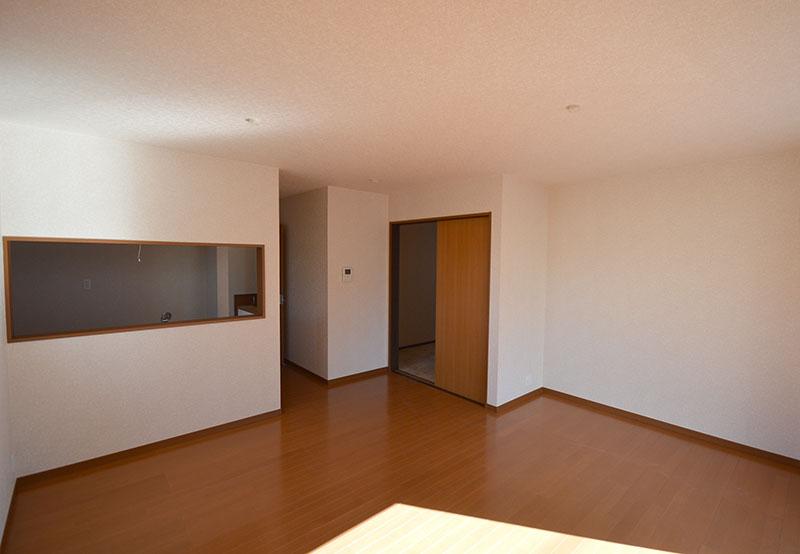 Living. Same specifications living