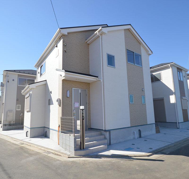 Local appearance photo. The entire photo