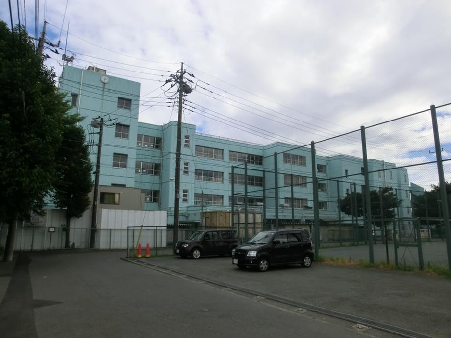 Junior high school. Niiza 250m to stand fifth junior high school