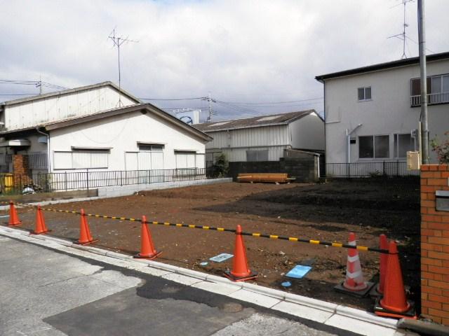 Local appearance photo. Local (10 May 2013) Shooting