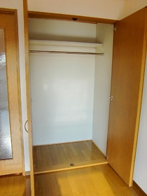 Other.  ◆ Plenty of storage space ◆ 