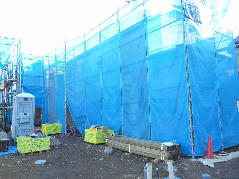 Local photos, including front road. Local (11 May 2013) Shooting