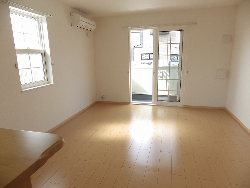 Living and room. Corner room two-sided lighting ☆