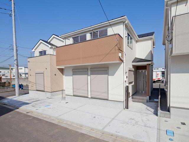 Local appearance photo.  ☆ 32 Building ☆ 