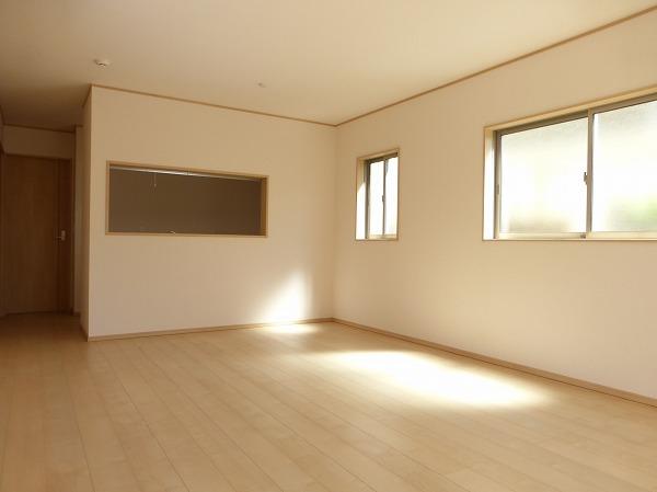 Living. Indoor (09 May 27, 2013) Shooting