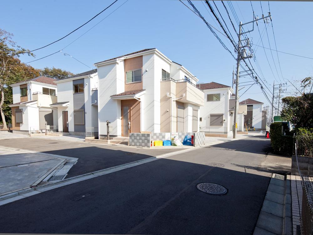 Local appearance photo. Local would like you grant in this area is the living enjoy the environment in which children can freely grow (December 2013) Shooting