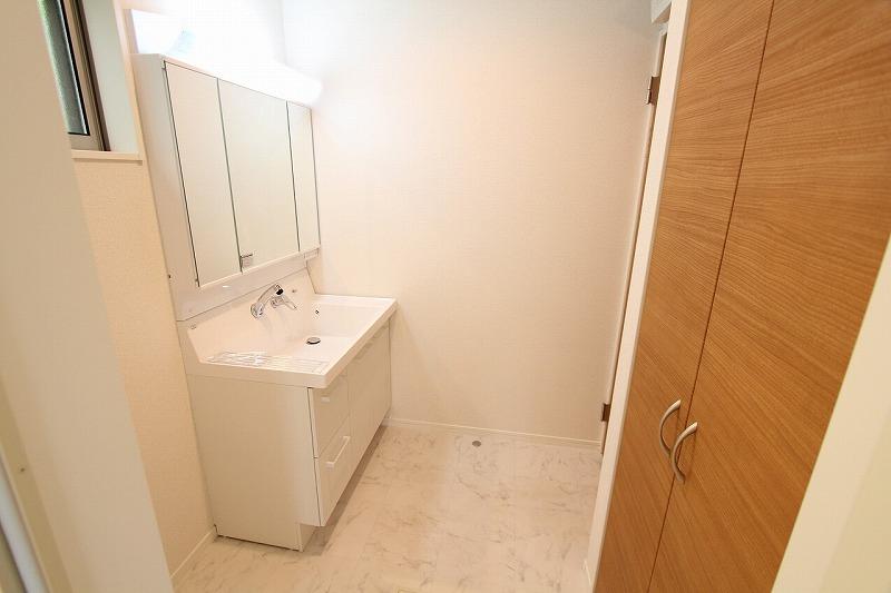 Building plan example (introspection photo). Same specifications basin ・ Dressing room photo