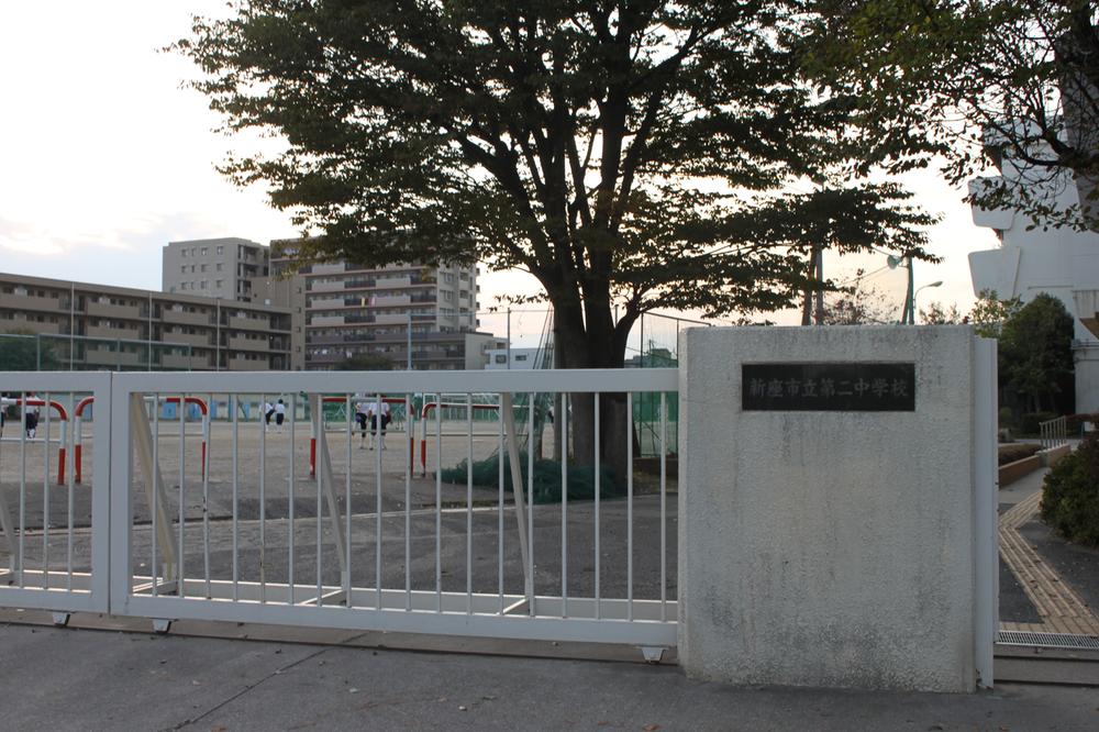 Junior high school. Niiza 960m until the second junior high school