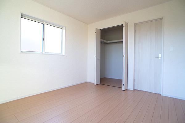 Non-living room. Indoor (11 May 2013) Shooting 9 Building