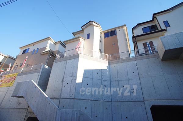 Local appearance photo. Local (11 May 2013) Shooting 11 Building