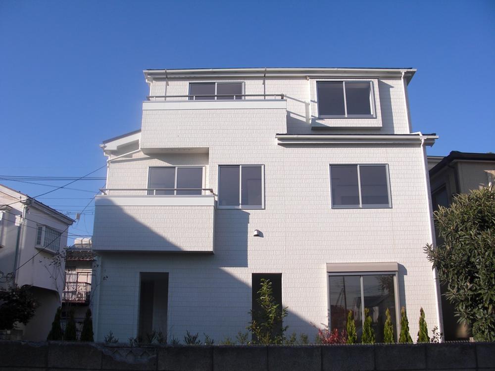 Local appearance photo. November shooting It was stately completed! 